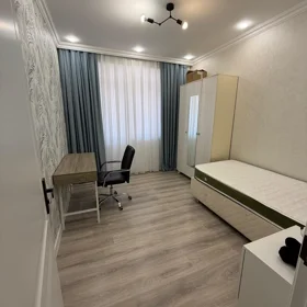 In Baku 130.0 m² apartment is for rent - Image 10