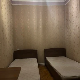 In Baku 90.0 m² apartment is for rent - Image 8
