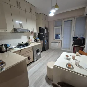 In Baku 66.0 m² apartment is for sale - Image 10