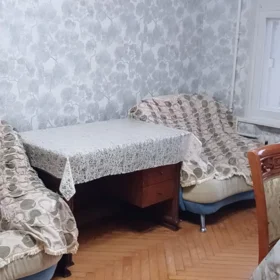 In Baku 40.0 m² apartment is for rent