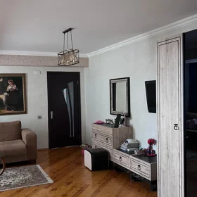 In Baku 140.0 m² apartment is for sale