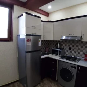 In Baku 105.0 m² apartment is for rent - Image 8