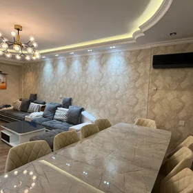 In Baku 125.0 m² apartment is for sale - Image 3