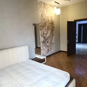 In Baku 210.0 m² apartment is for sale - Image 7