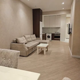 In Baku 70.0 m² apartment is for rent - Image 9
