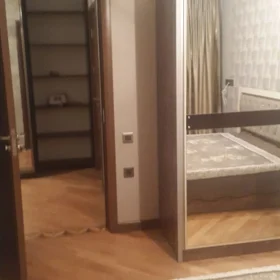 In Baku 80.0 m² apartment is for rent - Image 5