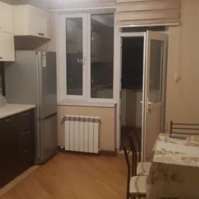 In Baku 80.0 m² apartment is for rent - Image 6