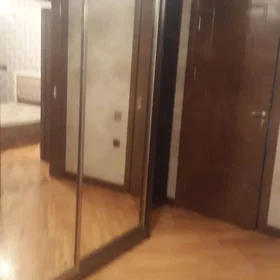 In Baku 80.0 m² apartment is for rent - Image 9