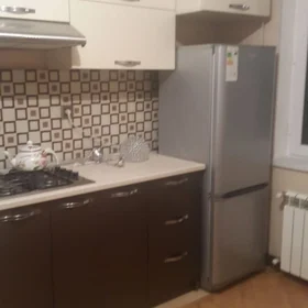 In Baku 80.0 m² apartment is for rent - Image 10