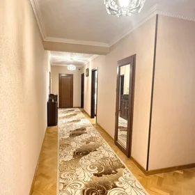 In Baku 135.0 m² apartment is for sale - Image 6