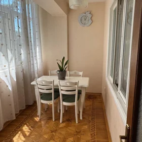 In Baku 80.0 m² apartment is for rent - Image 3