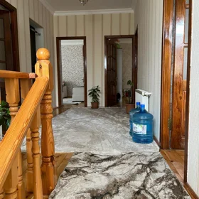 In Baku 150.0 m² house with 4.0 rooms is for sale - Image 5
