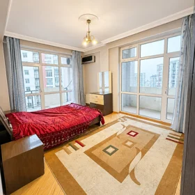 In Baku 120.0 m² apartment is for rent - Image 4