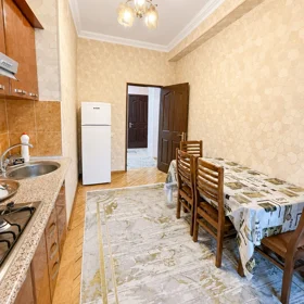 In Baku 120.0 m² apartment is for rent - Image 9