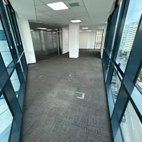 In Baku 600.0 m² office is for rent - Image 2