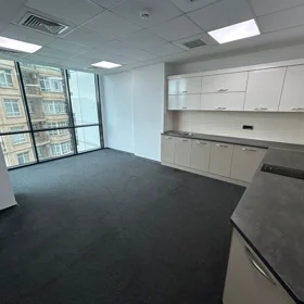 In Baku 600.0 m² office is for rent - Image 8