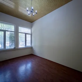 In Baku 160.0 m² apartment is for rent - Image 4