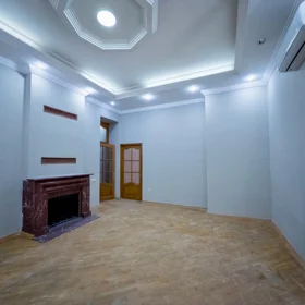 In Baku 160.0 m² apartment is for rent - Image 6