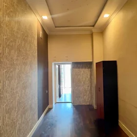 In Baku 200.0 m² apartment is for rent - Image 3