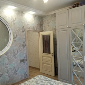 In Baku 110.0 m² apartment is for rent - Image 3