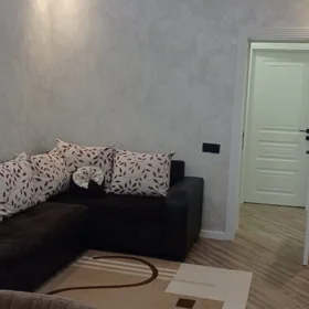 In Baku 65.0 m² apartment is for rent - Image 3