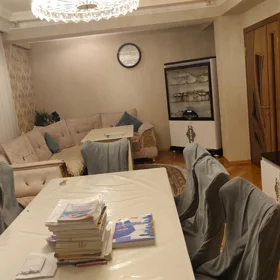 In Baku 120.0 m² apartment is for sale - Image 4