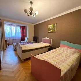 In Baku 70.0 m² apartment is for rent - Image 5