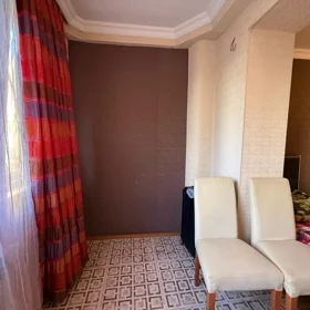 In Baku 70.0 m² apartment is for rent - Image 9