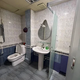 In Baku 60.0 m² apartment is for rent - Image 8