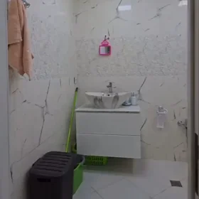 In Khirdalan 99.0 m² apartment is for rent - Image 4