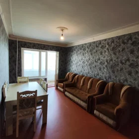 In Baku 125.0 m² apartment is for rent - Image 3
