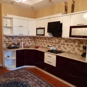 In Baku 130.0 m² apartment is for rent - Image 5