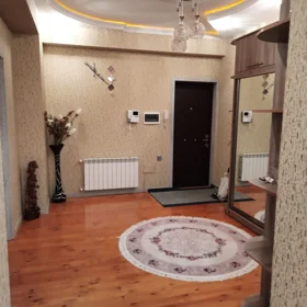 In Baku 130.0 m² apartment is for rent - Image 6