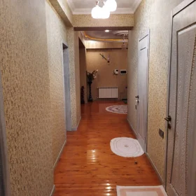 In Baku 130.0 m² apartment is for rent - Image 7