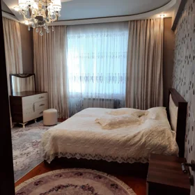 In Baku 130.0 m² apartment is for rent - Image 8