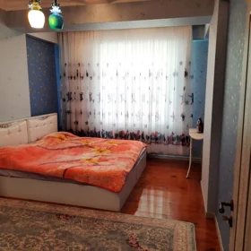 In Baku 130.0 m² apartment is for rent - Image 9