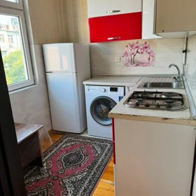In Baku 35.0 m² apartment is for rent - Image 2