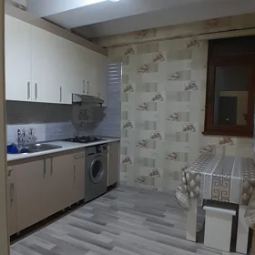 In Khirdalan 80.0 m² apartment is for rent - Image 10