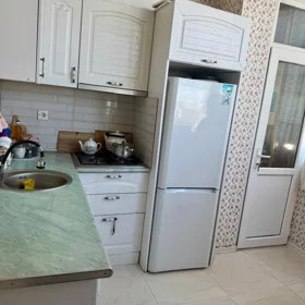 In Baku 75.0 m² apartment is for rent - Image 2