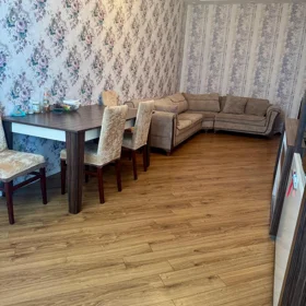 In Baku 75.0 m² apartment is for rent - Image 3