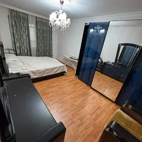 In Baku 120.0 m² apartment is for rent - Image 9
