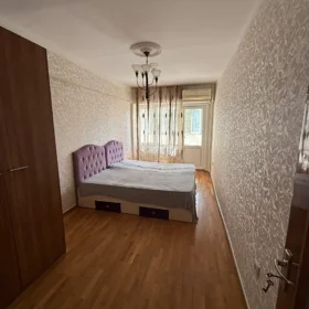 In Baku 70.0 m² apartment is for rent - Image 3