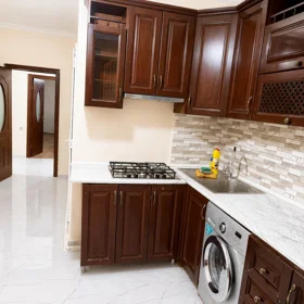 In Baku 80.0 m² apartment is for rent - Image 5