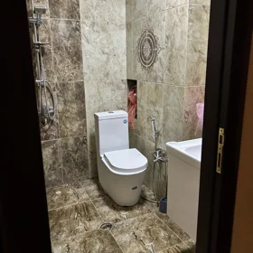 In Khirdalan 76.0 m² apartment is for sale - Image 8