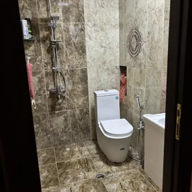 In Khirdalan 76.0 m² apartment is for sale - Image 10