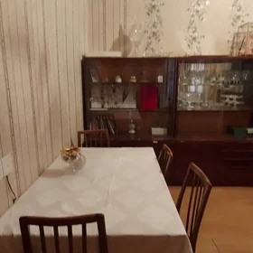 In Baku 80.0 m² apartment is for rent - Image 3