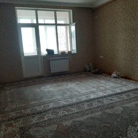 In Binəqədi rayonu 150.0 m² apartment is for sale - Image 4