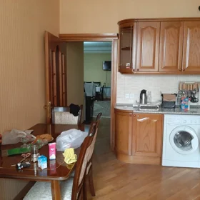 In Binəqədi rayonu 150.0 m² apartment is for sale - Image 9