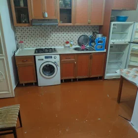 In Baku 50.0 m² house with 2.0 rooms is for rent - Image 5