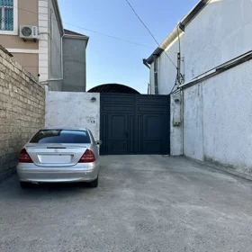In Baku 90.0 m² house with 4.0 rooms is for sale - Image 5